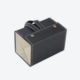 Case | 4 Slots Dollger